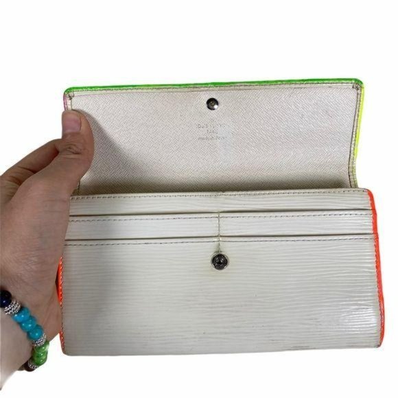 Authentic Louis Vuitton Wallet Long Portefeiulle Sarah Epi LV Vintage - Picture 6 of 10